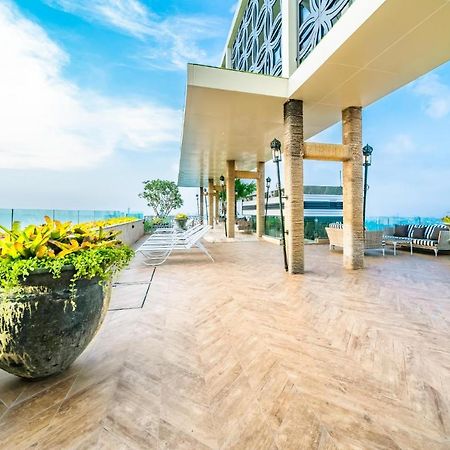 Riviera Jomtien Roomy 1-Bdr Seaview Condo Exterior foto